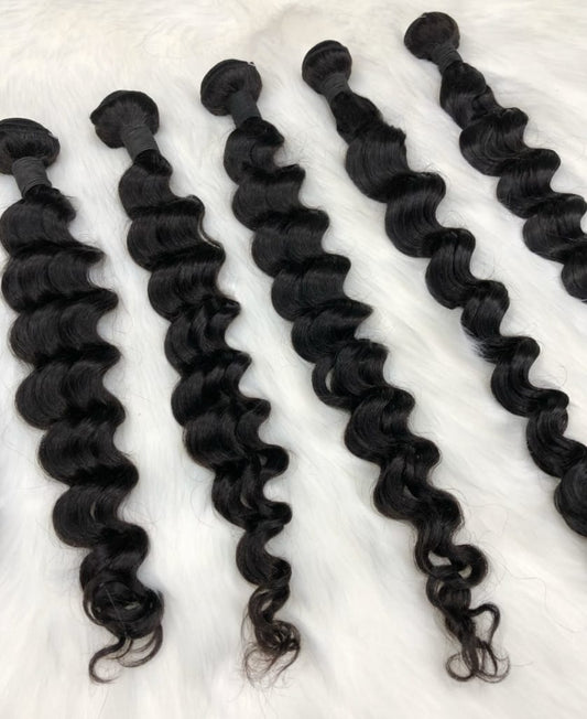 House of Extensions Loose Deep Wave Bundles